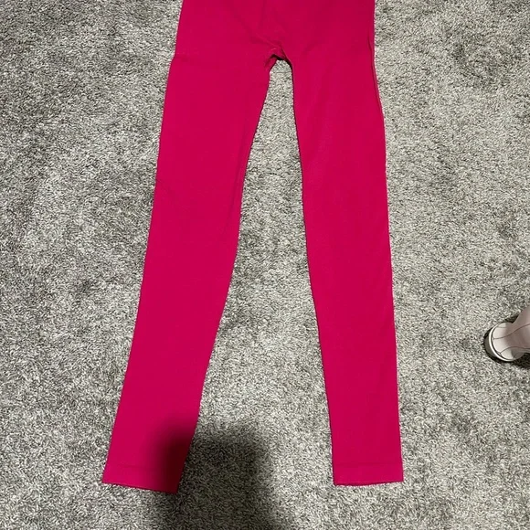 Gymshark Fuchsia High-Waisted Leggings - Picture 3 of 5